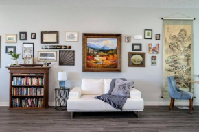 Luxurious Midtown Retreat with Elevator Access
